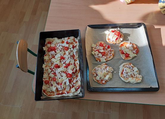 Grafika 25: Dzień pizzy