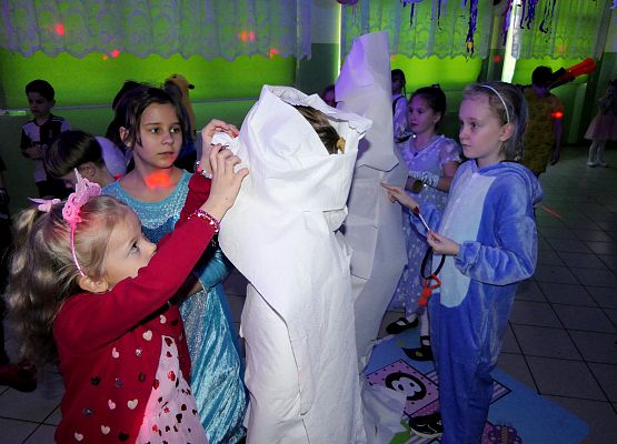 Zabawa Karnawałowa 2025 - młodsze klasy.