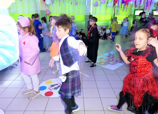 Zabawa Karnawałowa 2025 - młodsze klasy.