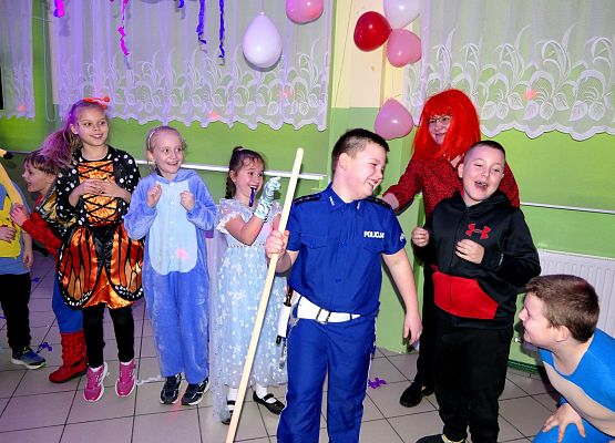 Zabawa Karnawałowa 2025 - młodsze klasy.