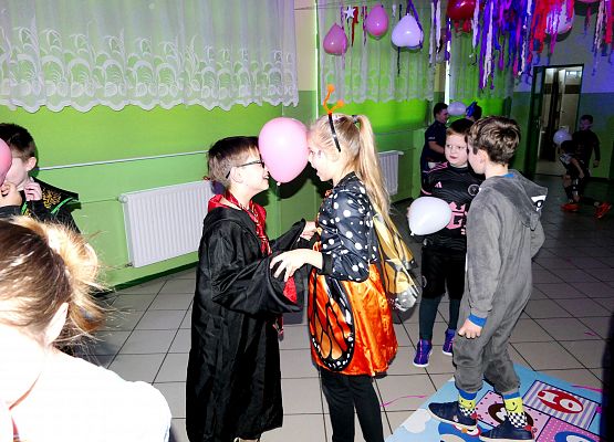 Zabawa Karnawałowa 2025 - młodsze klasy.