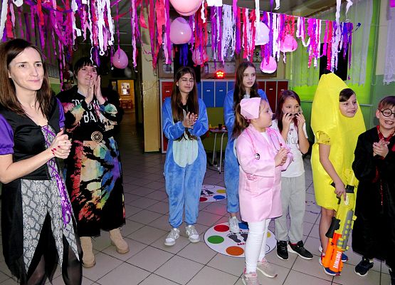 Zabawa Karnawałowa 2025 - młodsze klasy.