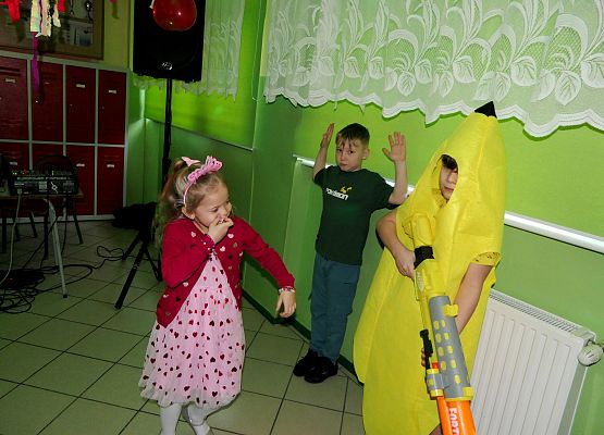 Zabawa Karnawałowa 2025 - młodsze klasy.