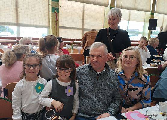 Grafika 7: Dzień Babci i Dziadka