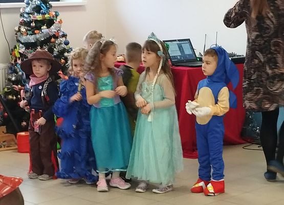 Grafika 14: Bal karnawałowy