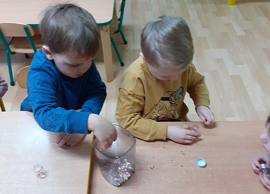 Eksperymenty w młodszej grupie