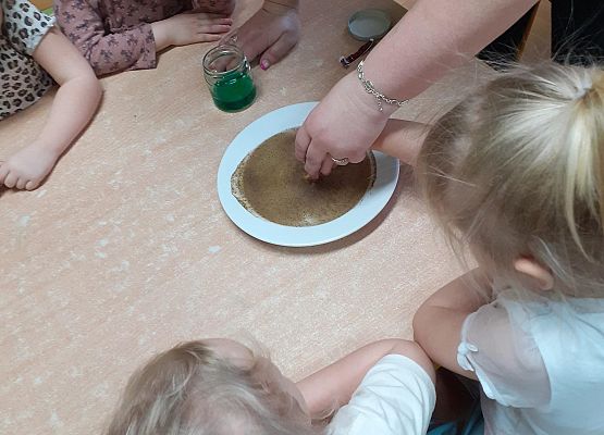 Eksperymenty w młodszej grupie