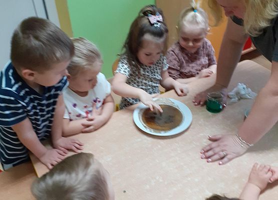 Eksperymenty w młodszej grupie