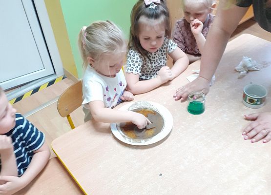 Eksperymenty w młodszej grupie