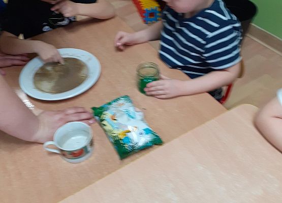 Eksperymenty w młodszej grupie