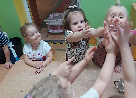 Eksperymenty w młodszej grupie