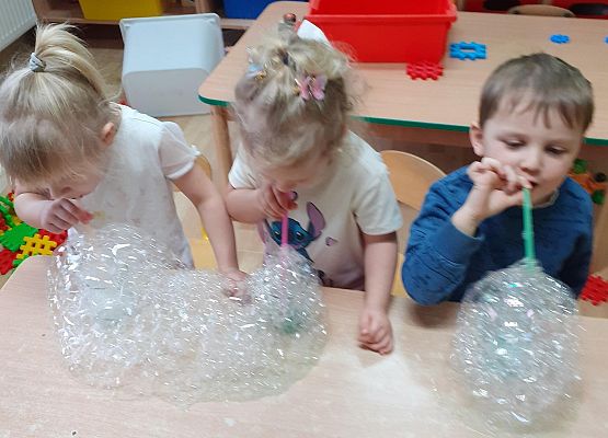 Eksperymenty w młodszej grupie