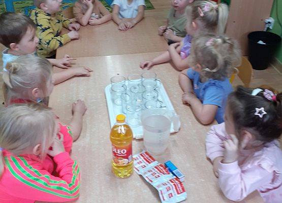 Eksperymenty w młodszej grupie