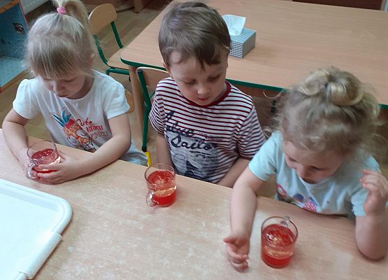 Eksperymenty w młodszej grupie