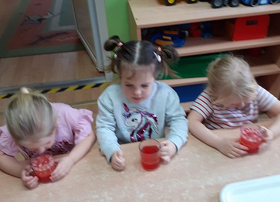 Eksperymenty w młodszej grupie