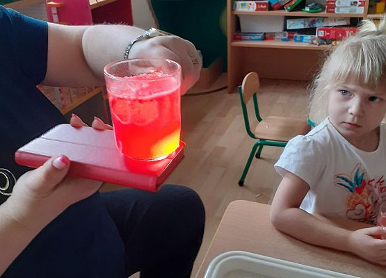 Eksperymenty w młodszej grupie