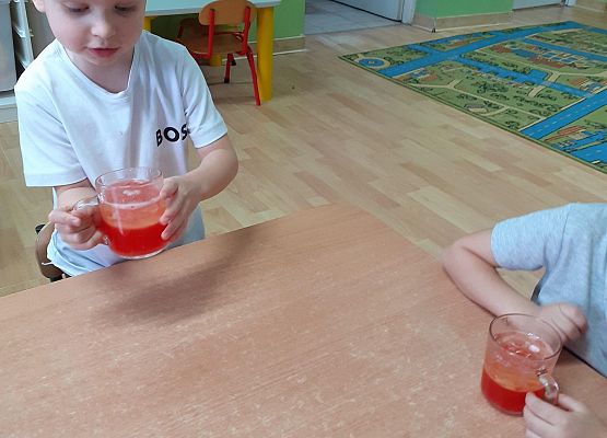 Eksperymenty w młodszej grupie