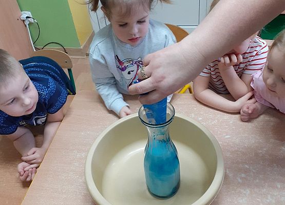 Eksperymenty w młodszej grupie