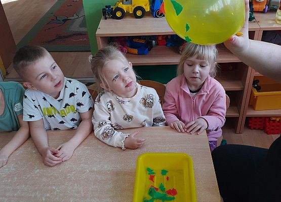 Eksperymenty w młodszej grupie