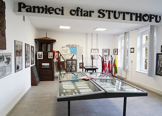 Grafika 5: Uczczenie pamięci Konstantīna Čakste w 80. rocznicę Memorandum Centralnej Rady Łotwy