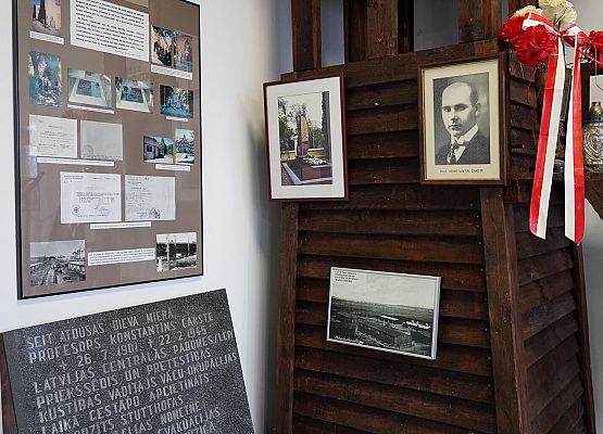 Grafika 8: Uczczenie pamięci Konstantīna Čakste w 80. rocznicę Memorandum Centralnej Rady Łotwy