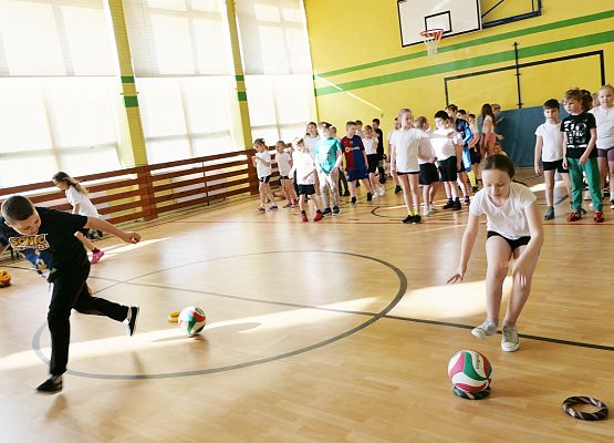 Powitanie wiosny w szkole w Garczegorzu 21 marca 2025rok.