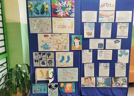 Obchody Dnia Świadomości Autyzmu w Zespole Szkół w Garczegorzu.
