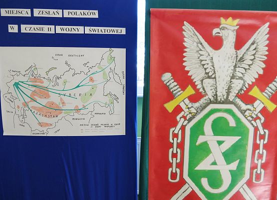 Uroczysty apel z okazji Dnia Sybiraka w ZS w Garczegorzu IV 2025.