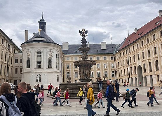 Grafika 16: Poznajemy Wrocław i Pragę – wycieczka edukacyjna