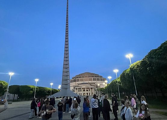 Grafika 13: Poznajemy Wrocław i Pragę – wycieczka edukacyjna