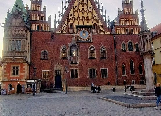 Grafika 6: Poznajemy Wrocław i Pragę – wycieczka edukacyjna