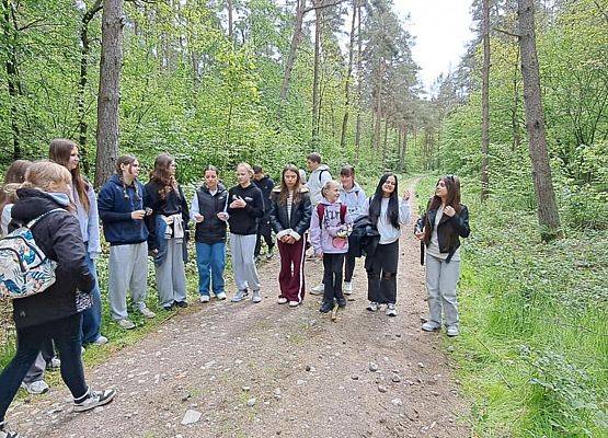Emocje w centrum uwagi – projekt „Emocjonalia” wśród uczniów zaprzyjaźnionych szkół z Garczegorza i Łebienia