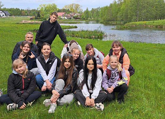 Emocje w centrum uwagi – projekt „Emocjonalia” wśród uczniów zaprzyjaźnionych szkół z Garczegorza i Łebienia