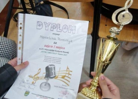 Grafika 5: XII Wojewódzki konkurs  "Rytm i melodia"