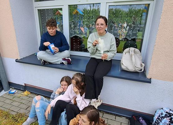 Grafika 7: Dzień Dziecka i Sportu