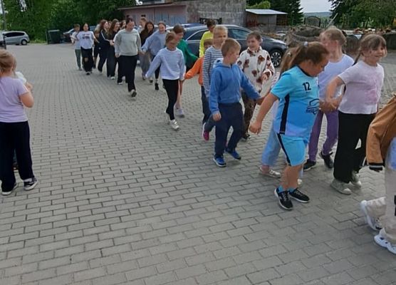 Grafika 16: Dzień Dziecka i Sportu