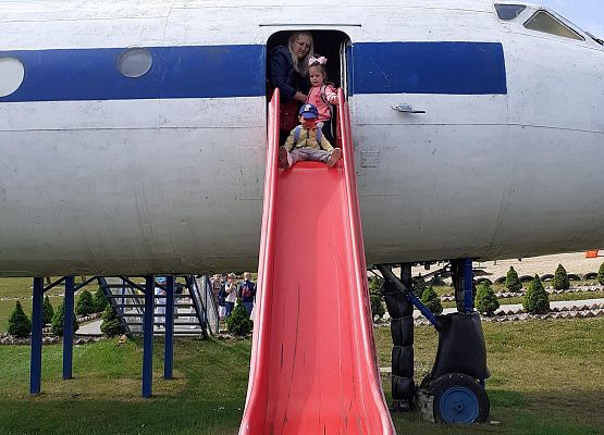 Grafika 17: Wycieczka do Parku Miniatur w Stryszej Budzie. Grupa młodsza