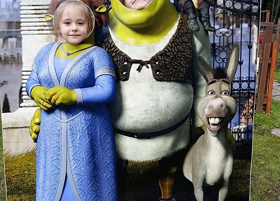 Grafika 62: Wycieczka do Parku Miniatur w Stryszej Budzie. Grupa starsza