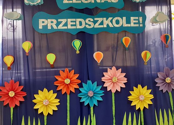 Grafika 1: Uroczyste zakończenie roku przedszkolnego. Część druga. Pożegnanie Starszaków
