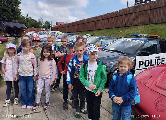 Grafika 26: Wycieczka do Parku Miniatur i Gigantów w Stryszej Budzie