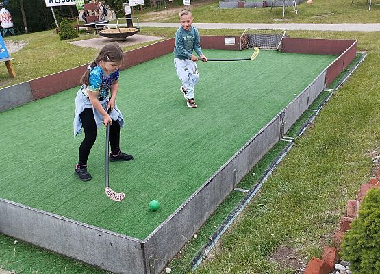 Grafika 10: Wycieczka do Parku Miniatur i Gigantów w Stryszej Budzie