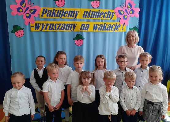 Grafika 1: KOLEJNY ROK JUŻ ZA NAMI