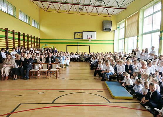 Uroczystość rozpoczęcia roku szkolnego 2025/2026 w ZS w Garczegorzu