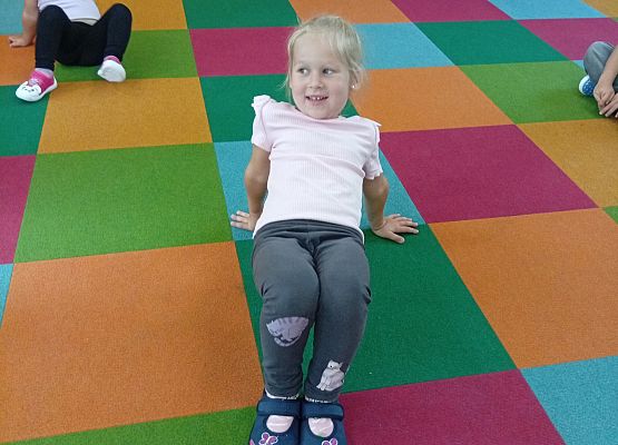 Grafika 10: WITAMY NOWY ROK SZK0LNY 2025/2026