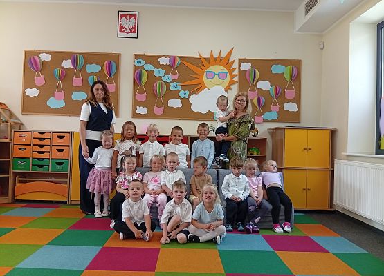 Grafika 13: WITAMY NOWY ROK SZK0LNY 2025/2026