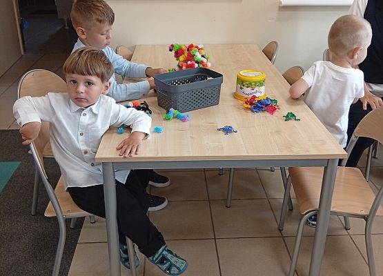 Grafika 27: WITAMY NOWY ROK SZK0LNY 2025/2026