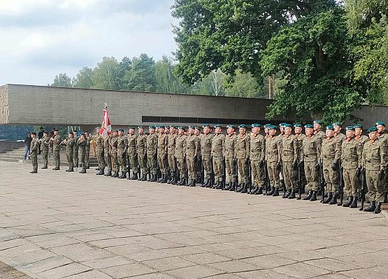 Grafika 8: 86. Rocznica pierwszego transportu więźniów do obozu Stutthof
