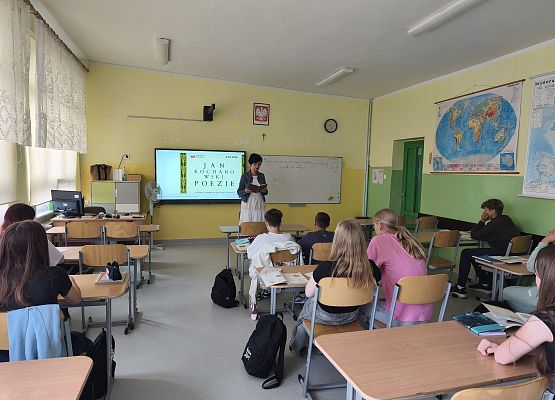 Grafika 2: Narodowe Czytanie Poezji Jana Kochanowskiego