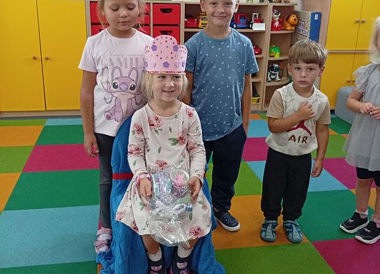 Grafika 5: URODZINY  MARYSI