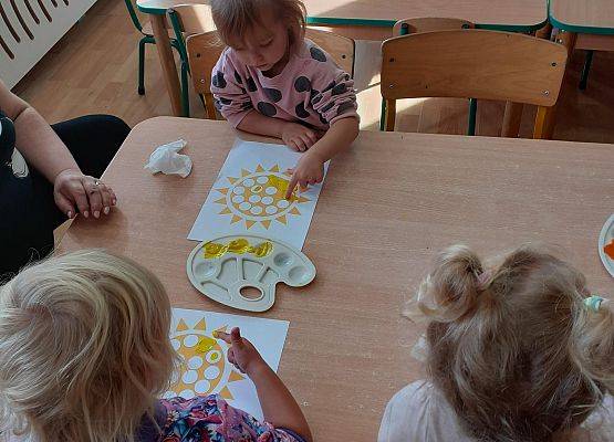 Grafika 47: Międzynarodowy Dzień Kropki